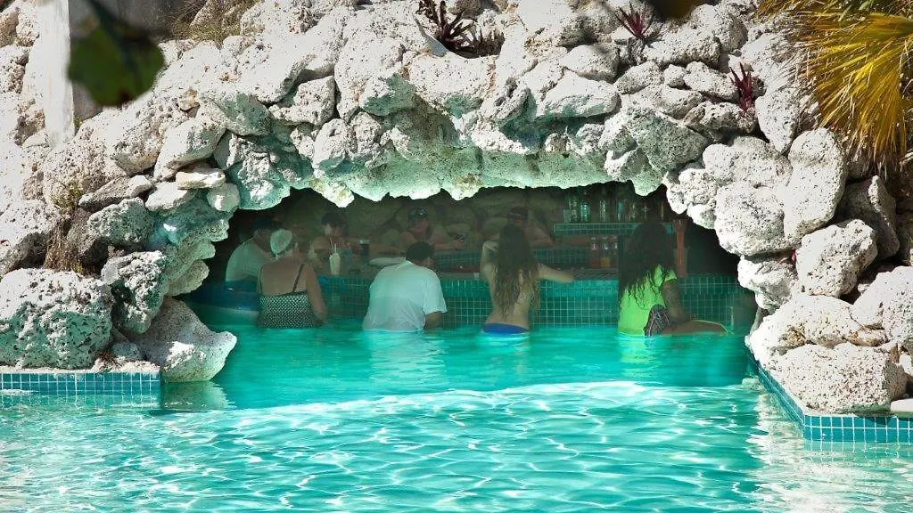 The Marlin At Taino Beach Resort Freeport 3*,  Bahamas